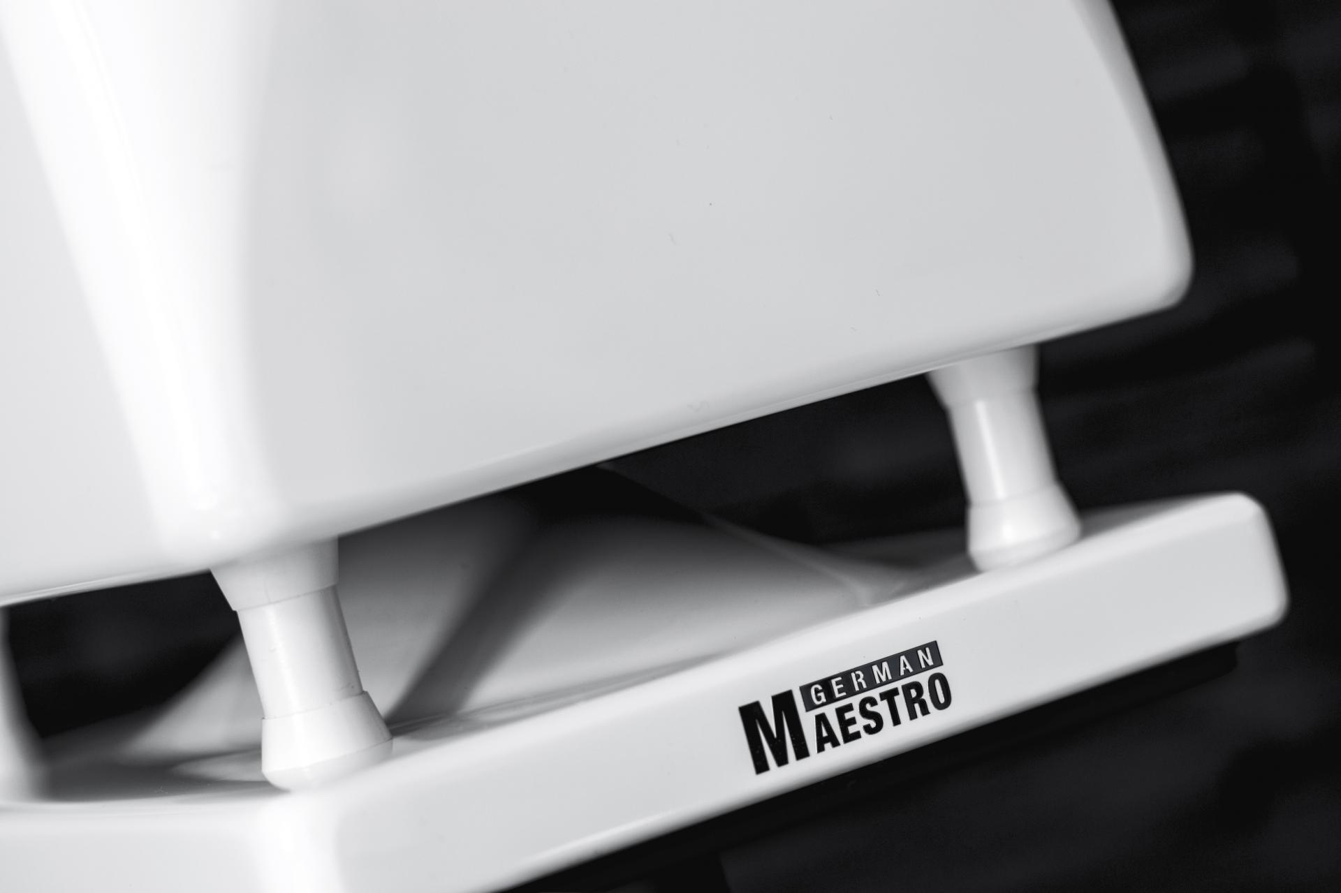 MR-B1 PW Nahaufnahme Logo